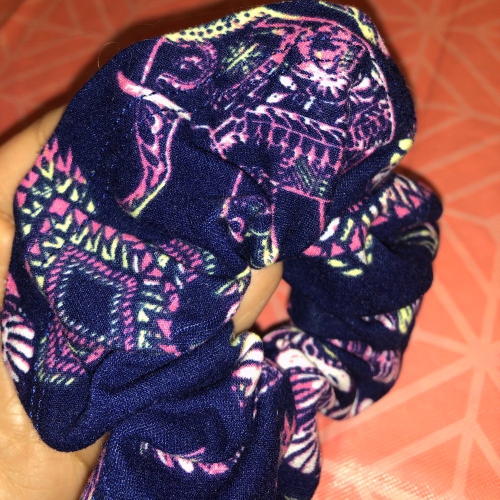 Handmade scrunchie! - Picture 3 of 6